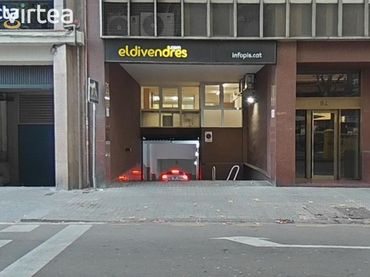 Ufficio in affitto a Passeig de Pere III 94