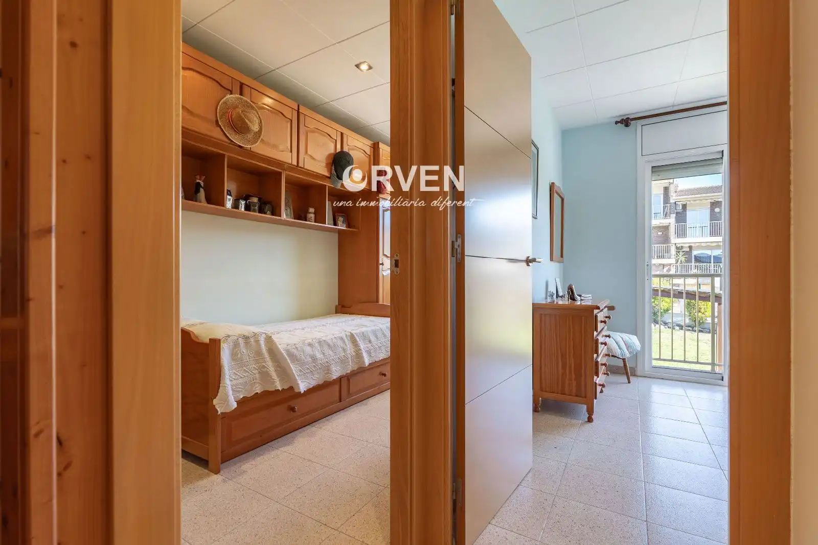 Schlafzimmer von Einfamilien-Reihenhaus zum Verkauf in Tarragona mit Klimaanlage, Heizung und Terrasse