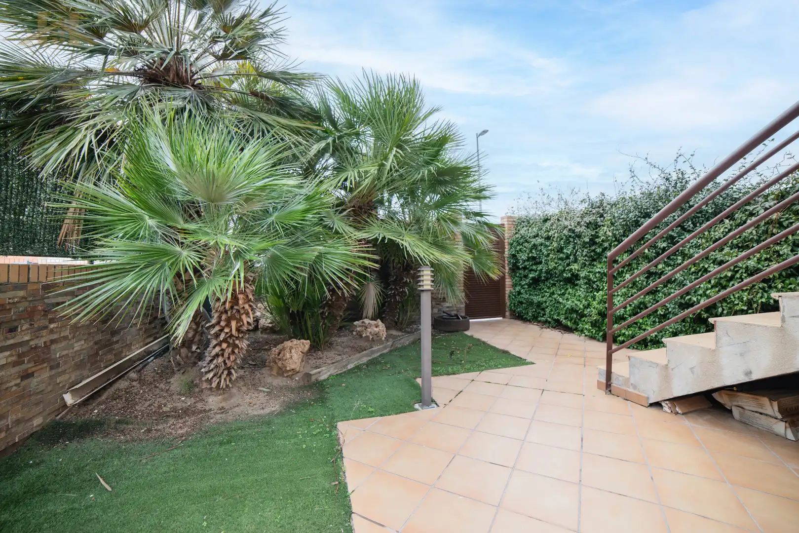 Jardín de Casa adosada en venta en Navalcarnero con Aire acondicionado, Calefacción y Jardín privado