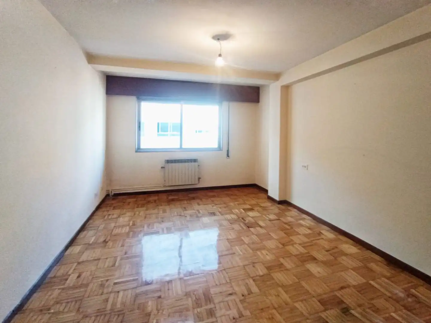 Pis en venda en Pontevedra Capital  amb Calefacció, Parquet i Traster