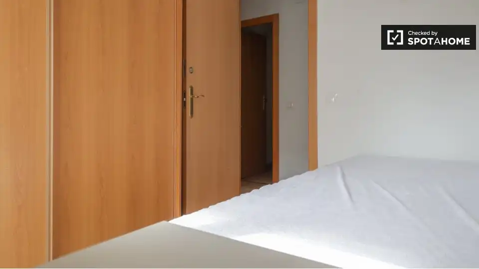 Habitación de Piso para compartir en Leganés con Aire acondicionado, Calefacción y Terraza