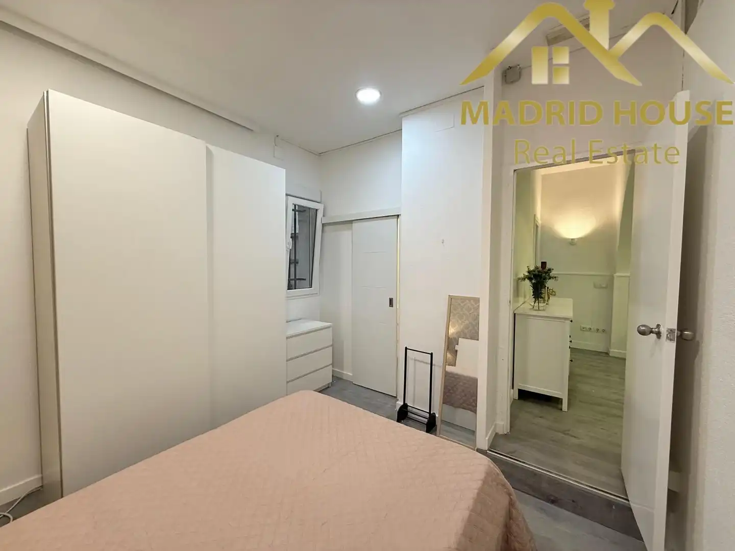Schlafzimmer von Wohnung zur Miete in Retiro