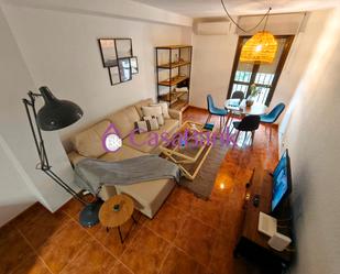 Sala d'estar de Apartament de lloguer en  Córdoba Capital amb Aire condicionat i Moblat