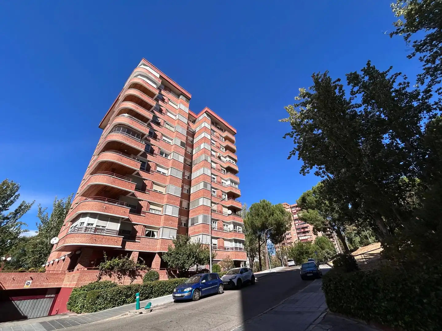 Vista exterior de Piso en venta en Guadalajara con Aire acondicionado, Parquet y Trastero