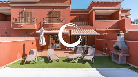 Foto 2 de Casa adosada en venta en Playa del Duque, Adeje