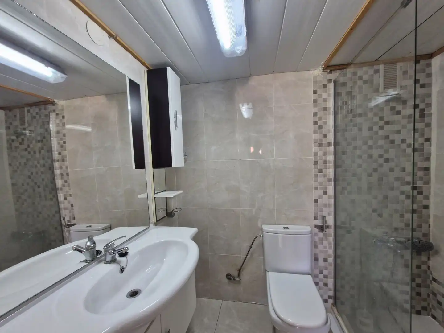 Bany de Apartament en venda en Salou amb Aire condicionat, Terrassa i Traster