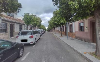 Exterior view of Single-family semi-detached for sale in  Córdoba Capital