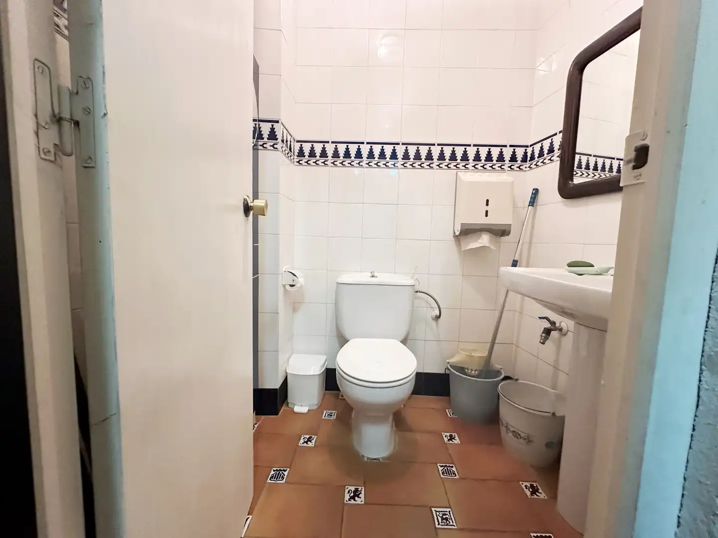 Commercial properties for sale in Calle Campaneros, 3, Centro