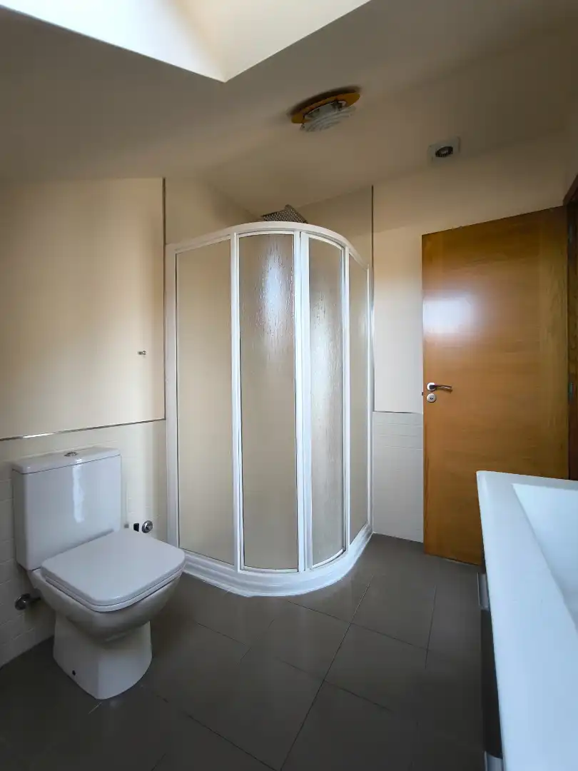 Baño de Casa o chalet en venta en Meis con Calefacción, Jardín privado y Parquet