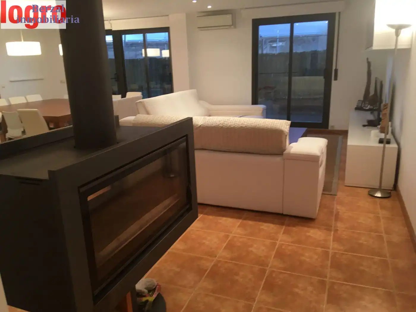 Local en venta en Calle CALLE GUADALQUIVIR, Lardero