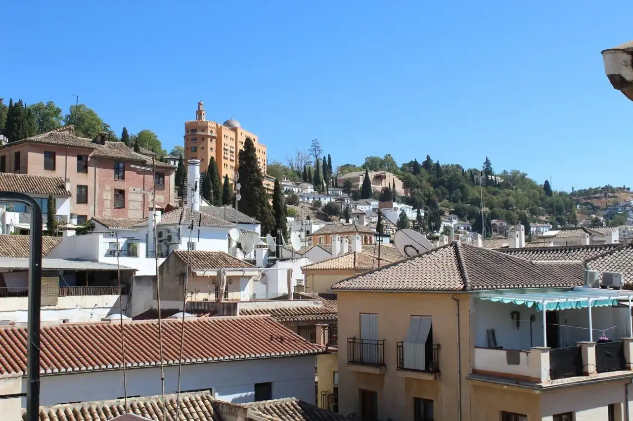 Vista exterior de Àtic en venda en Granada amb Aire condicionat, Calefacció i Terrassa