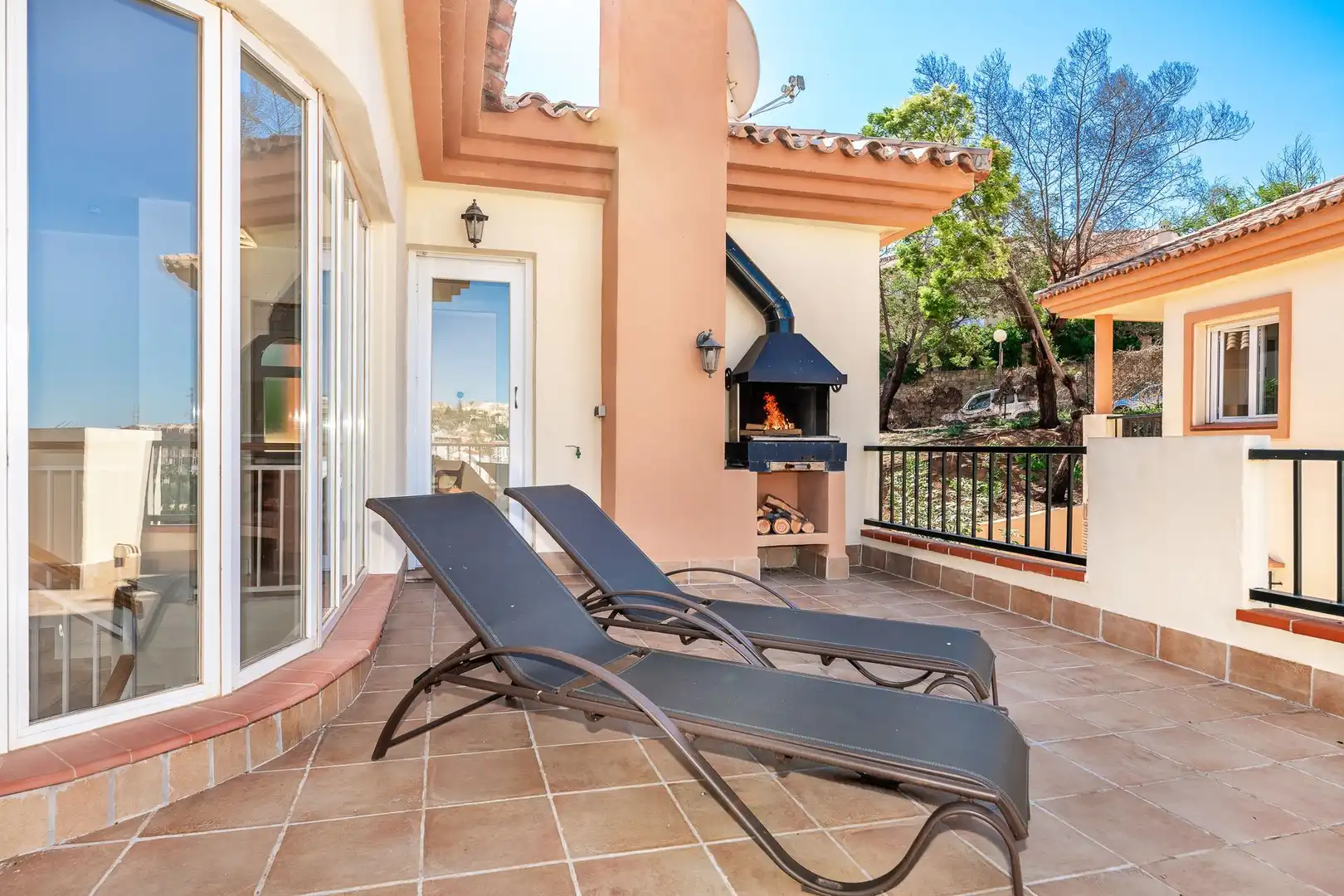 Casa con piscina en venta en Riviera del Sol, imagen 5
