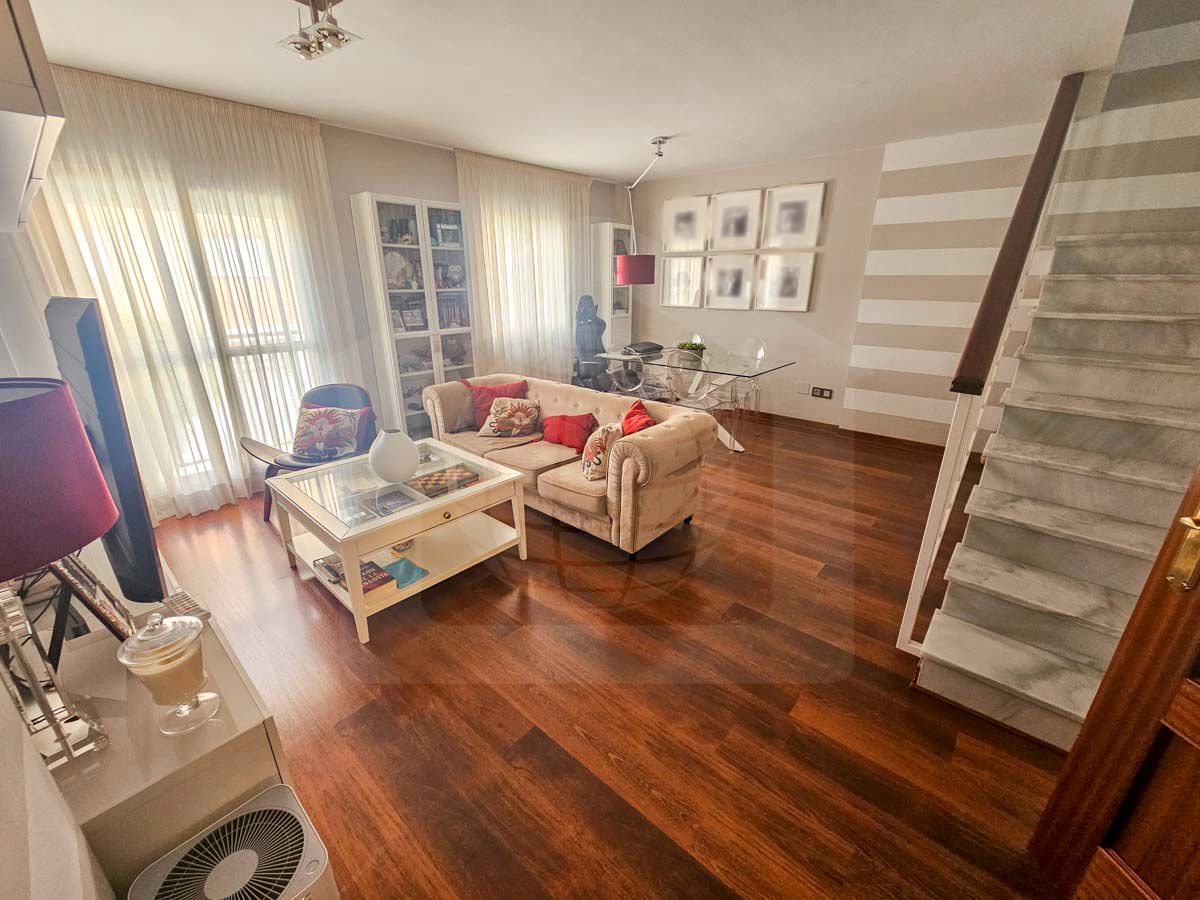 Living room of Single-family semi-detached for sale in Cártama  with Terrace, Storage room and Swimming Pool