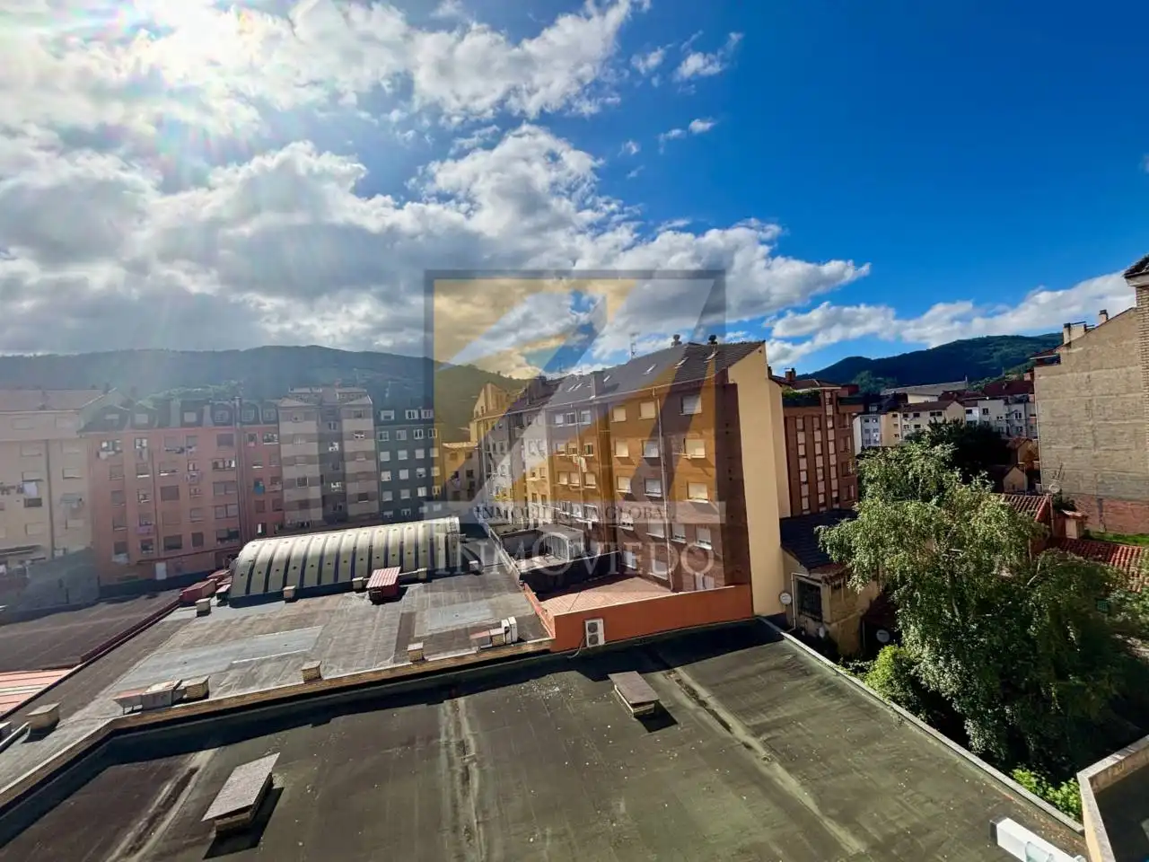 Piso en venta en Calle Ramón y Cajal, La Villa - Bazuelo