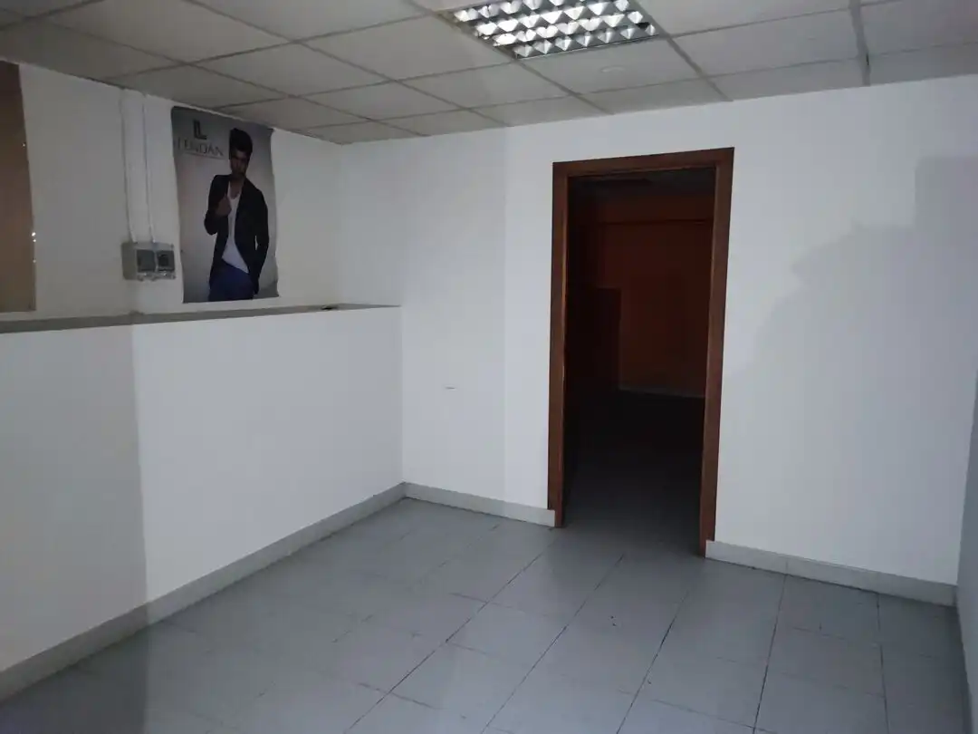 Local comercial en venta en Arana Kalea, imagen 13