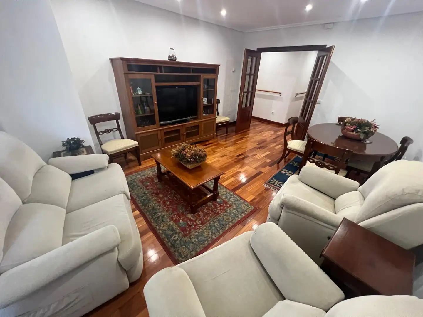 Sala de estar de Piso en venta en Gijón  con Calefacción, Parquet y Trastero