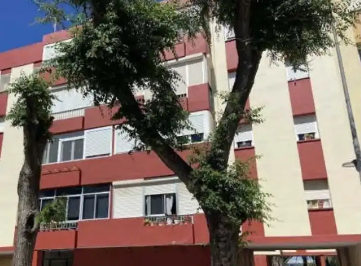 Vista exterior de Piso en venta en Cádiz