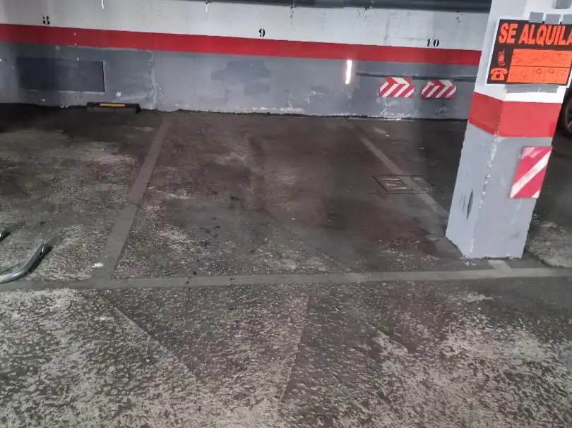 Parkplatz von Garage zur Miete in Majadahonda