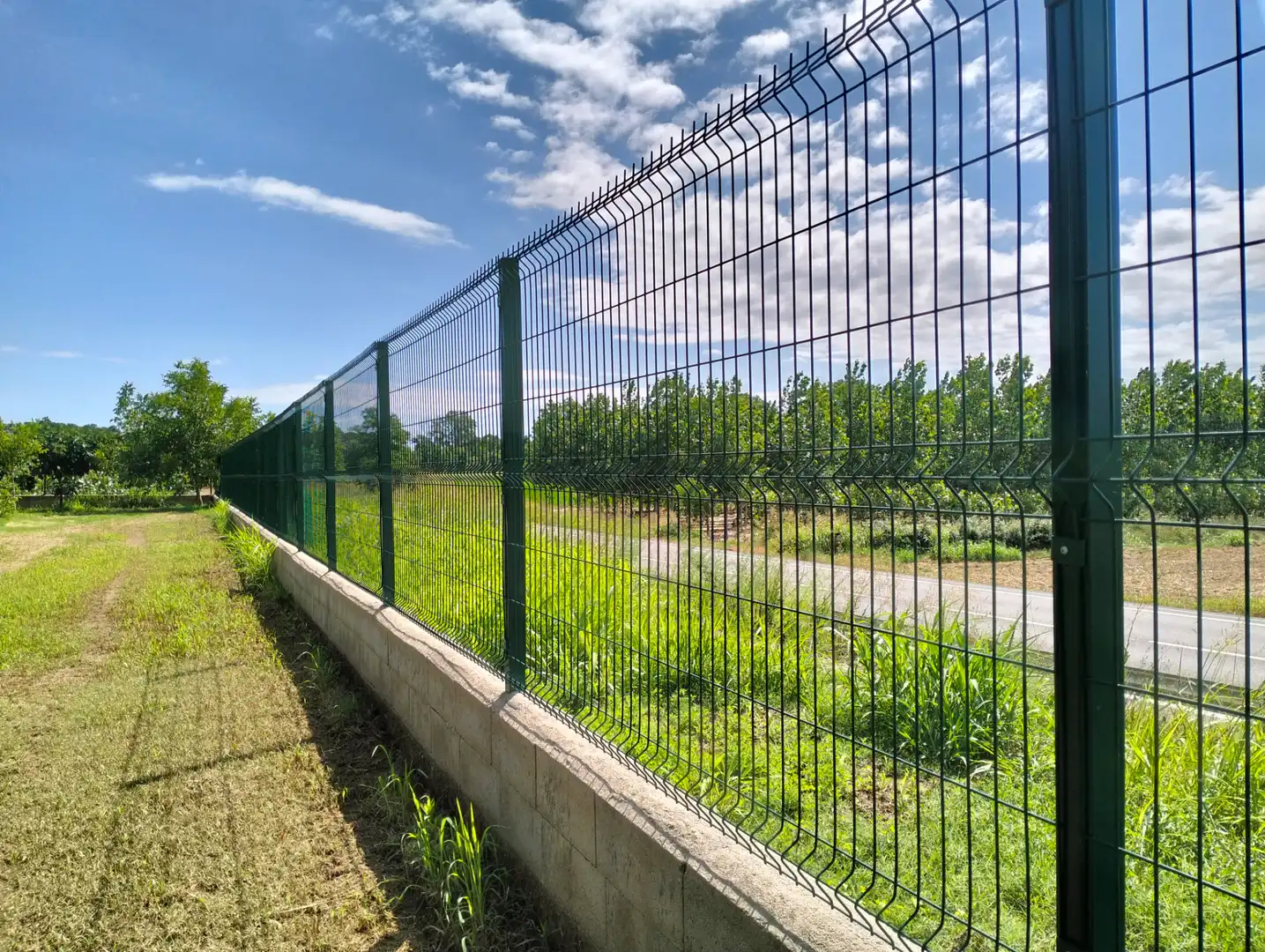 Vista exterior de Casa o xalet en venda en Cervià de Ter amb Jardí privat, Terrassa i Balcó