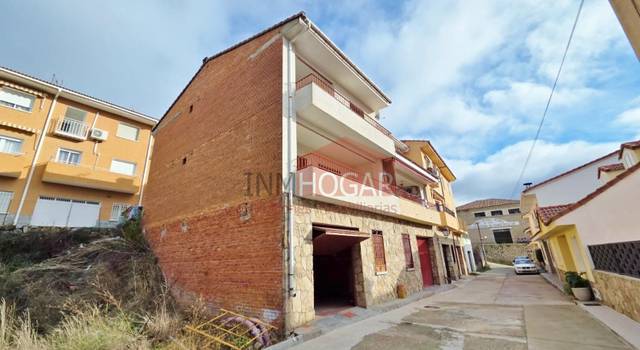 Casa-chalet en Venta en El Hoyo de Pinares