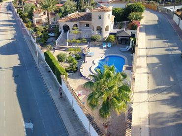 Haus mit Pool zum Verkauf in Almoradí