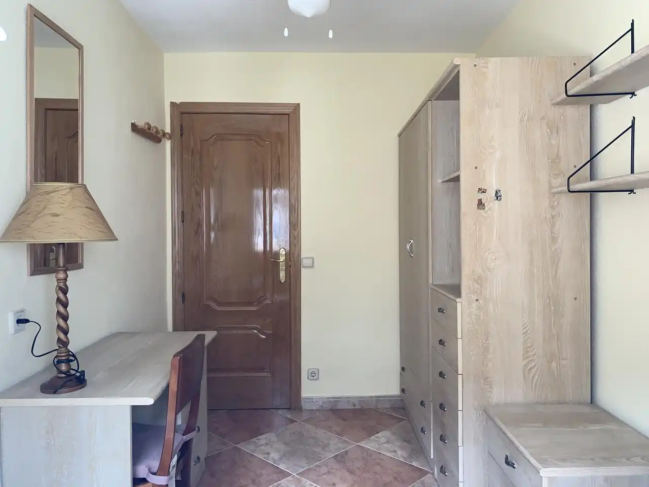 Flat for rent in Calle del Lago Leman, Casco histórico de Vicálvaro