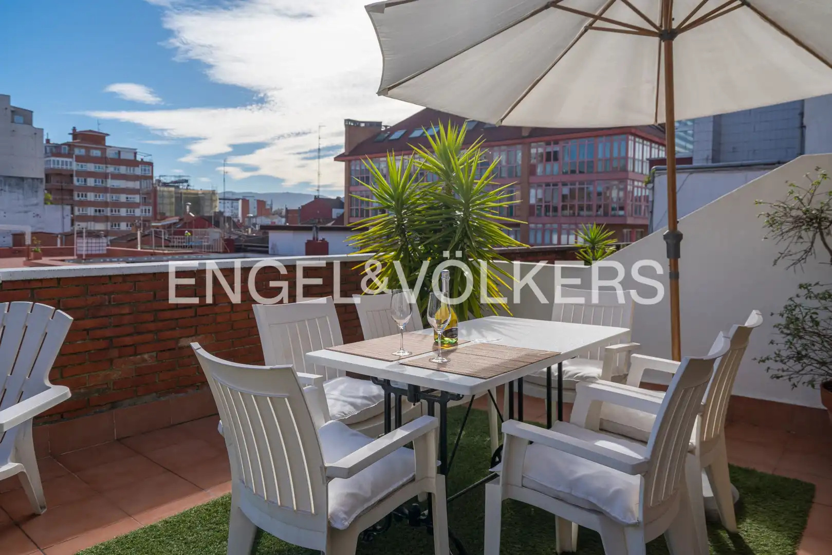 Terraza de Piso en venta en Gijón  con Calefacción, Jardín privado y Terraza