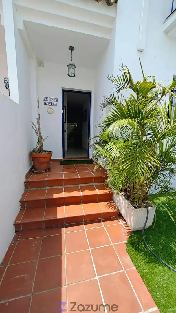 Casa adosada de lloguer en Sotogrande amb Aire condicionat, Calefacció i Jardí privat