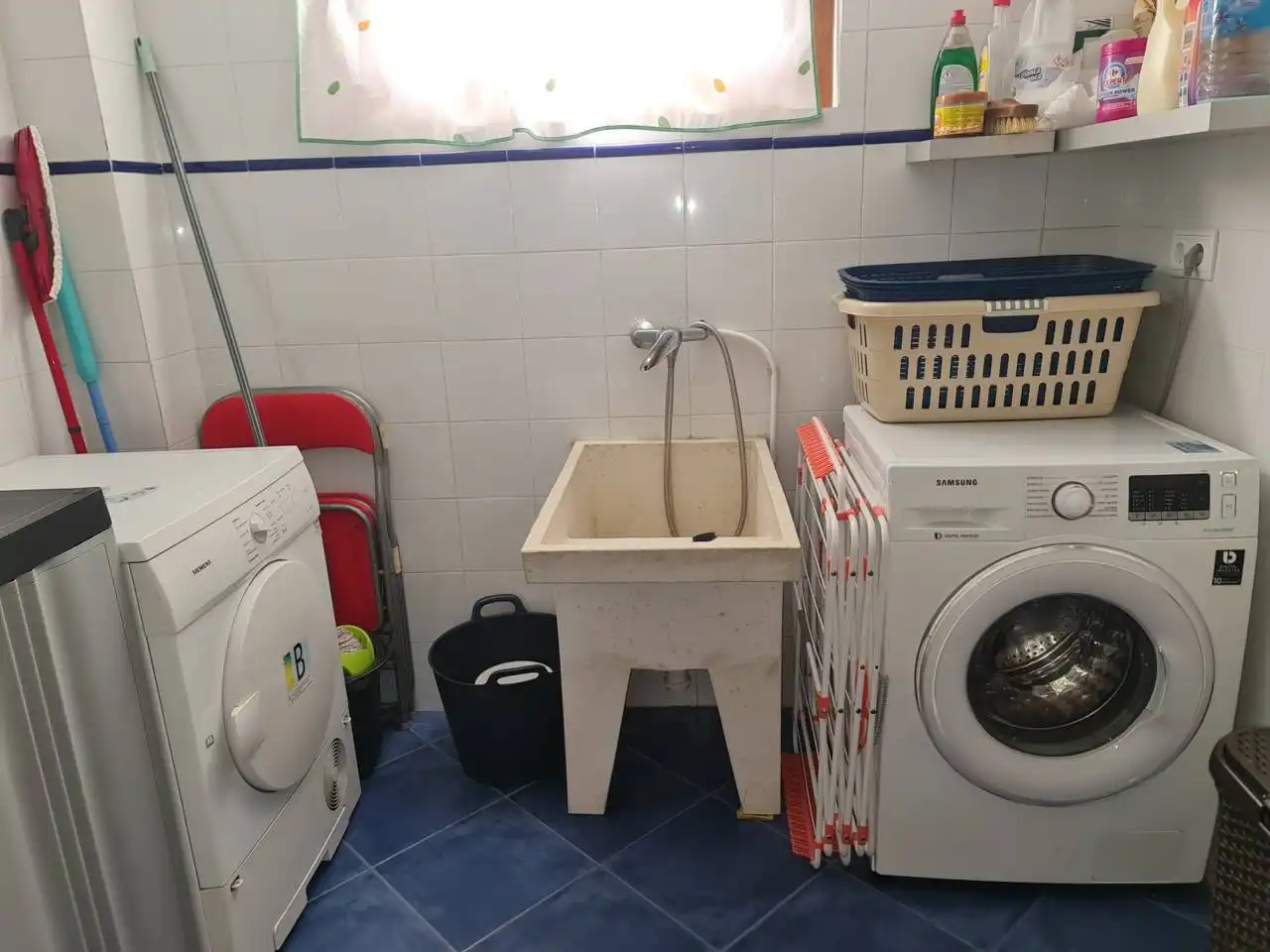 Casa o xalet en venda en Sanxenxo amb Calefacció, Jardí privat i Parquet