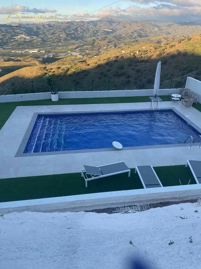 Schwimmbecken von Residential zum Verkauf in Vélez-Málaga