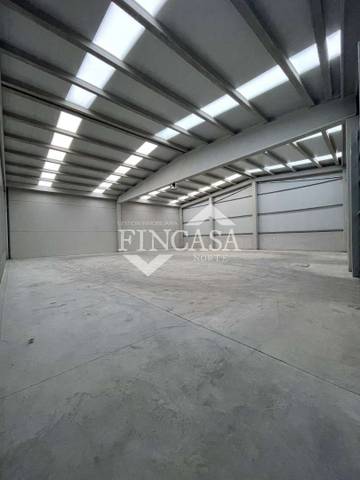 Nave industrial en Alquiler en Plaza Ambrosero Industrial en Bárcena de Cicero