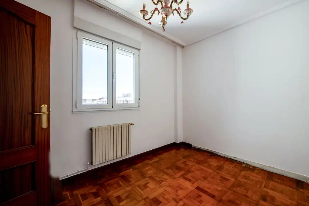 Piso en venta en Calle Floranes, Numancia - San Fernando