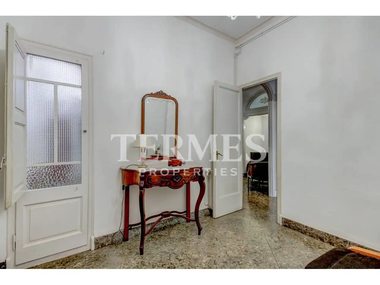 Habitación de Casa adosada en venta en Mataró con Aire acondicionado, Calefacción y Jardín privado