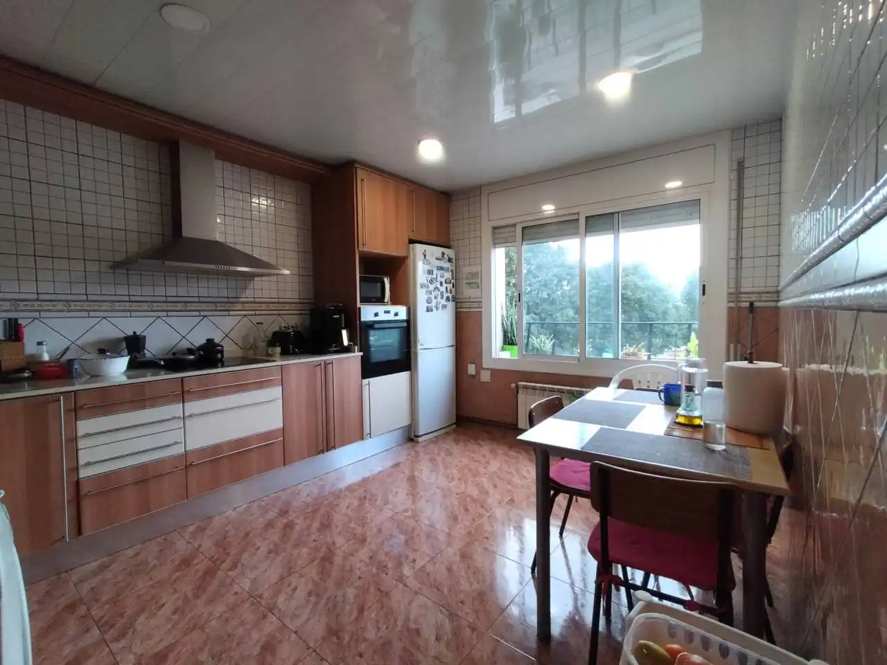 Cuina de Casa o xalet en venda en Terrassa amb Calefacció i Terrassa