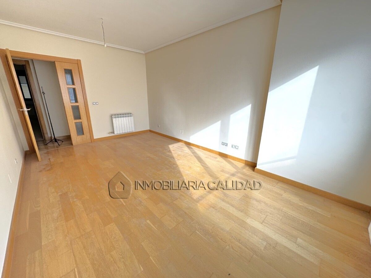 Living room of Flat for sale in Burgos Capital  with Heating and Storage room