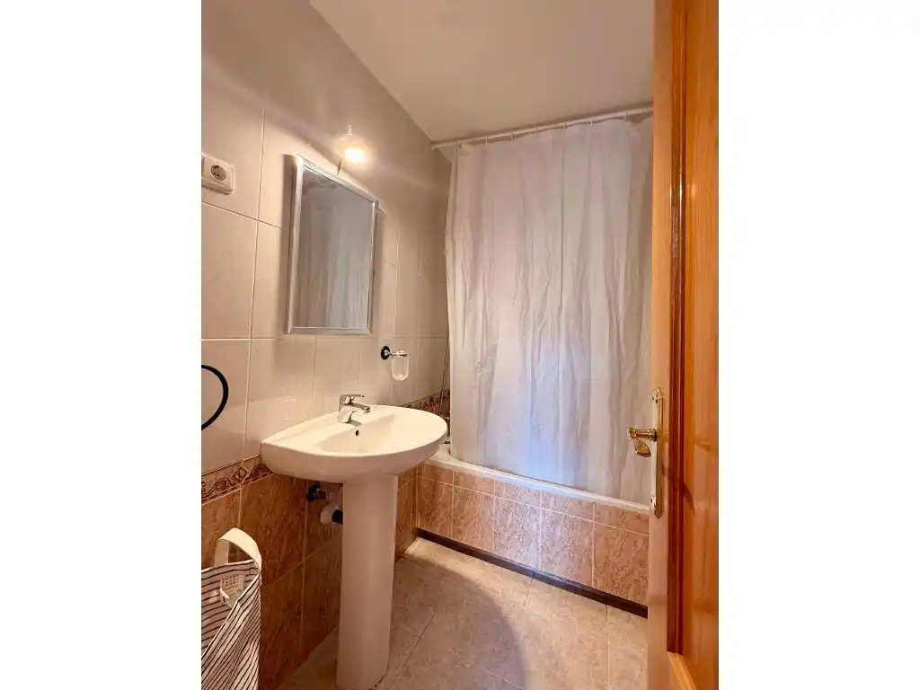 Piso de alquiler en C. del Espejo, 14, Villanueva de la Cañada ciudad