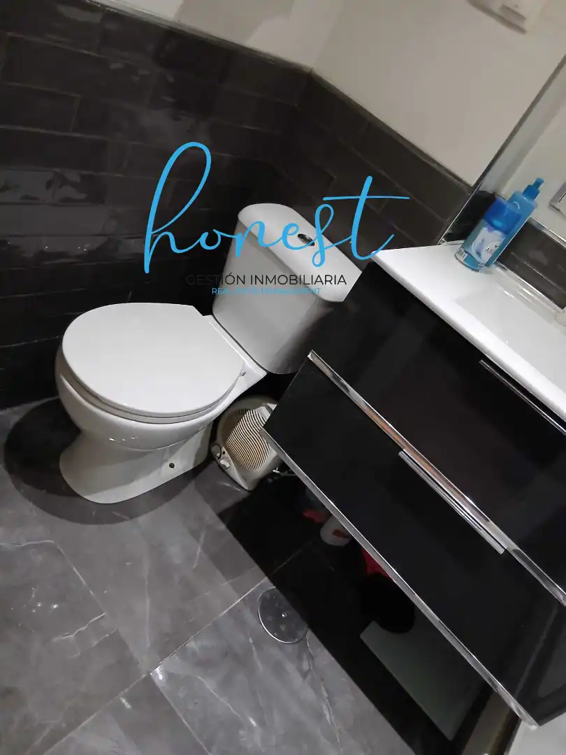 Bathroom of Flat for sale in Torremolinos  with Furnished