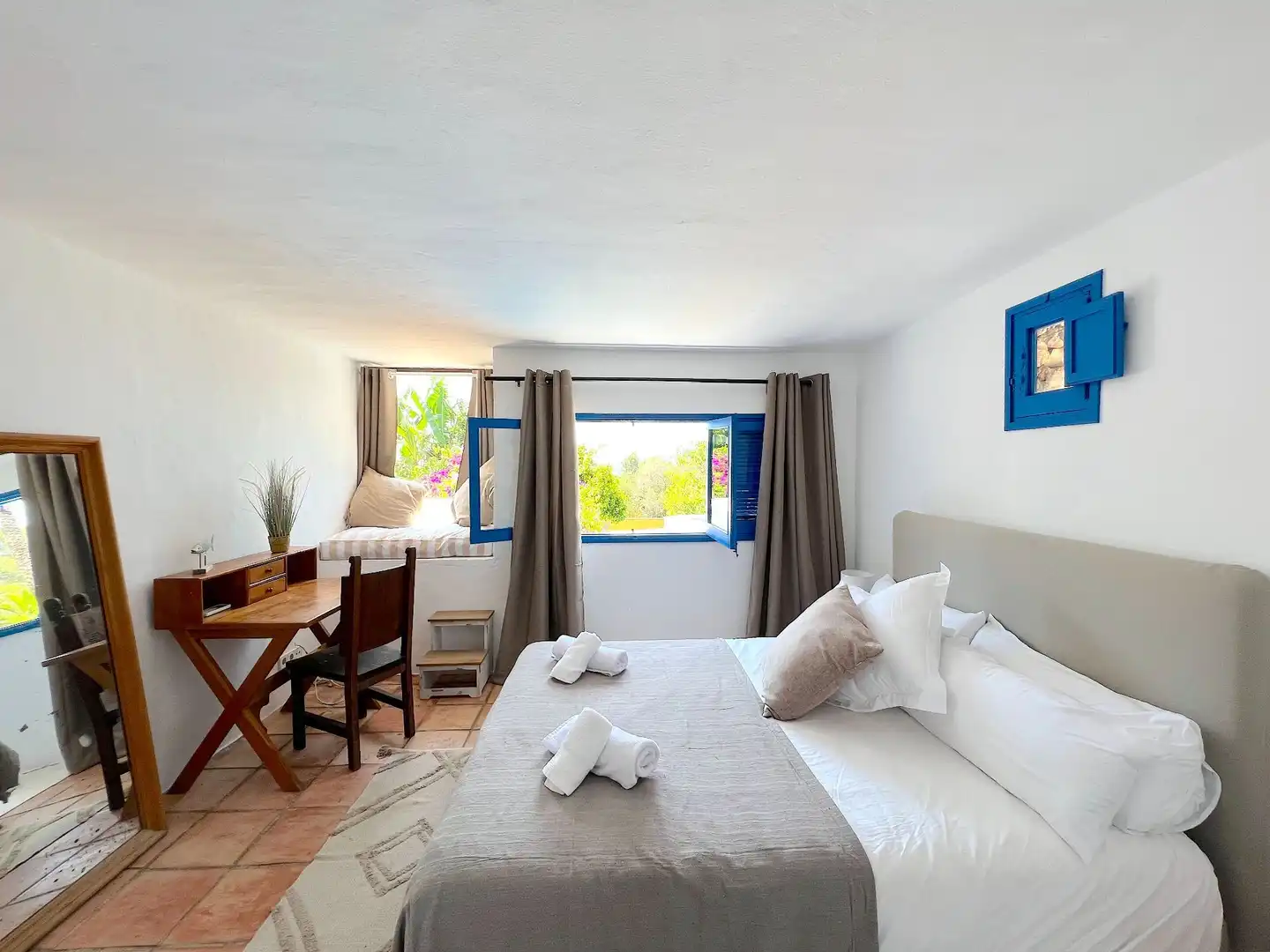 Bedroom of Houses for sale in Sant Antoni de Portmany  with Air Conditioner, Heating and Private garden