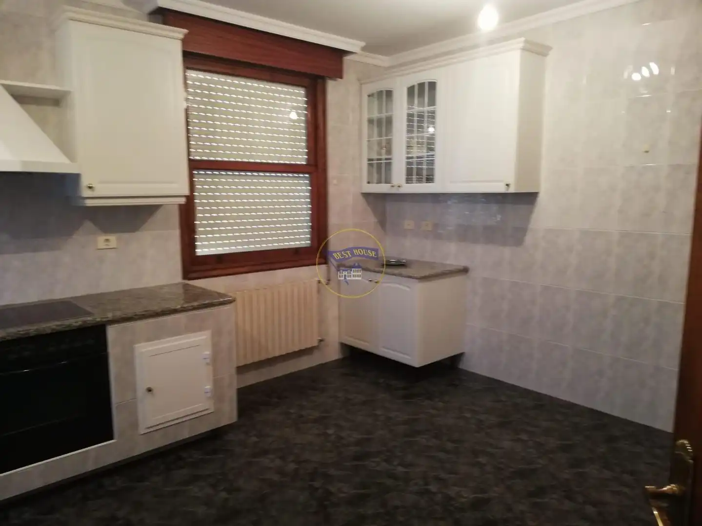Kitchen of Houses for sale in Vigo   with Terrace