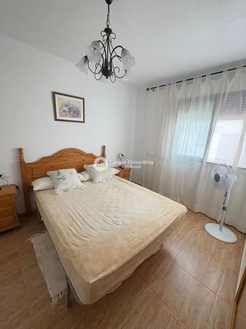Habitación de Ático en venta en Población de Arroyo con Calefacción y Amueblado