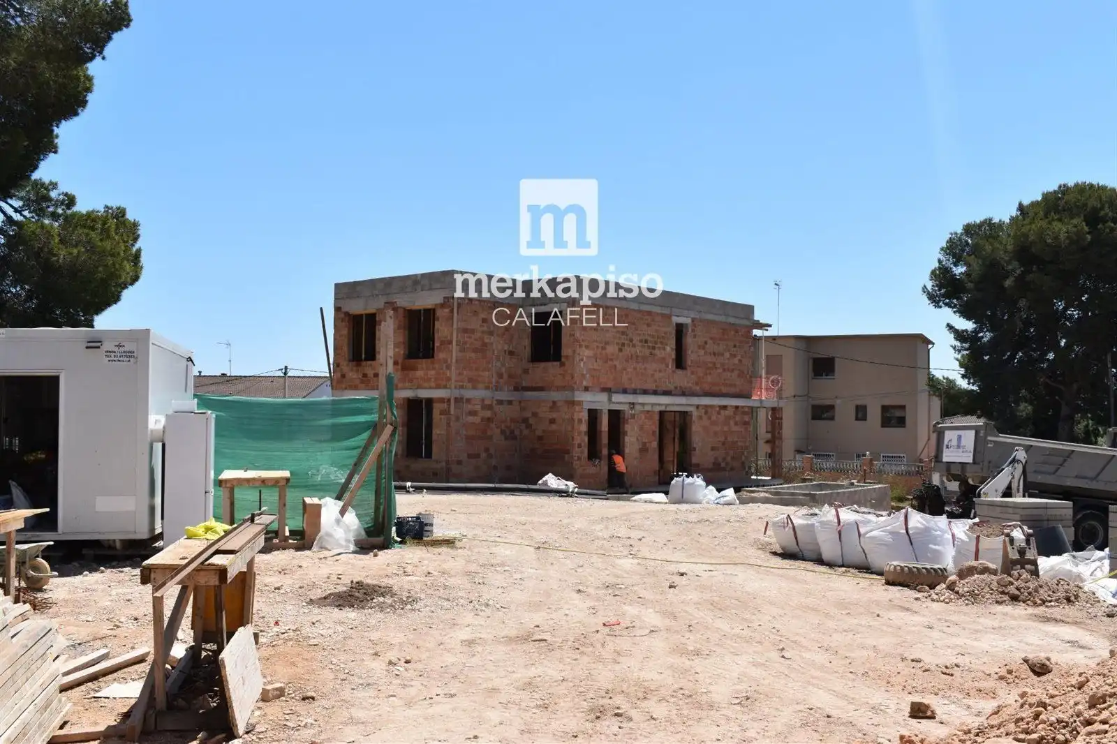 Vista exterior de Casa adosada en venda en Calafell amb Aire condicionat, Calefacció i Terrassa
