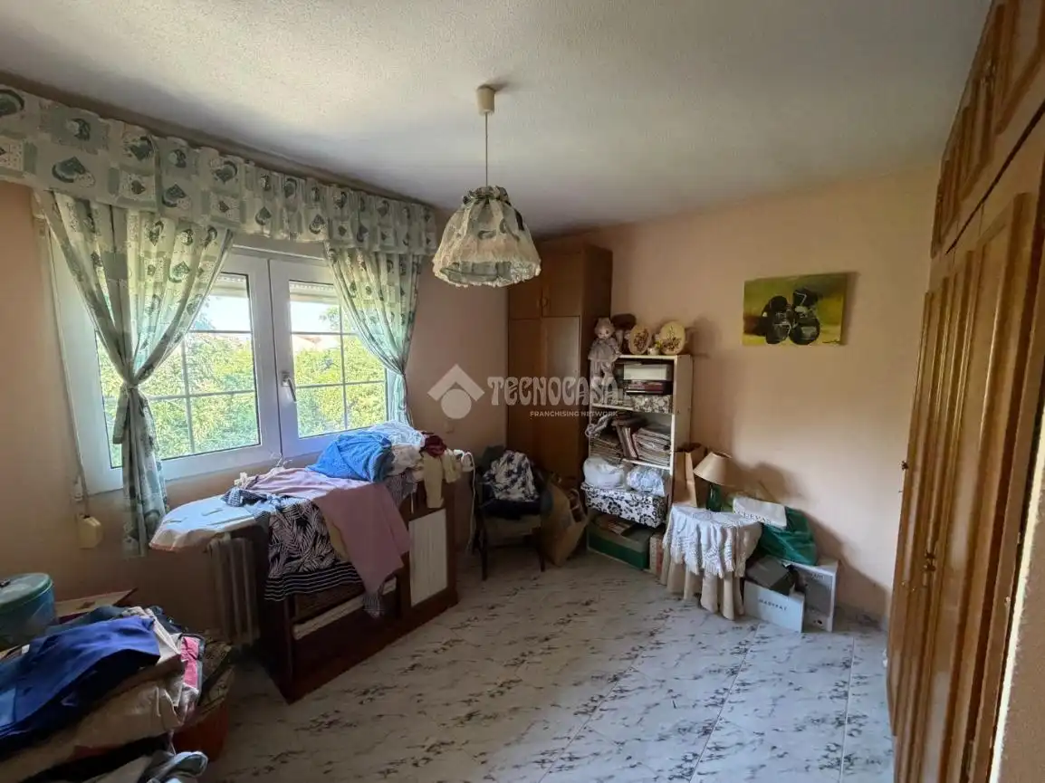 Dormitori de Casa o xalet en venda en Valdetorres de Jarama amb Calefacció