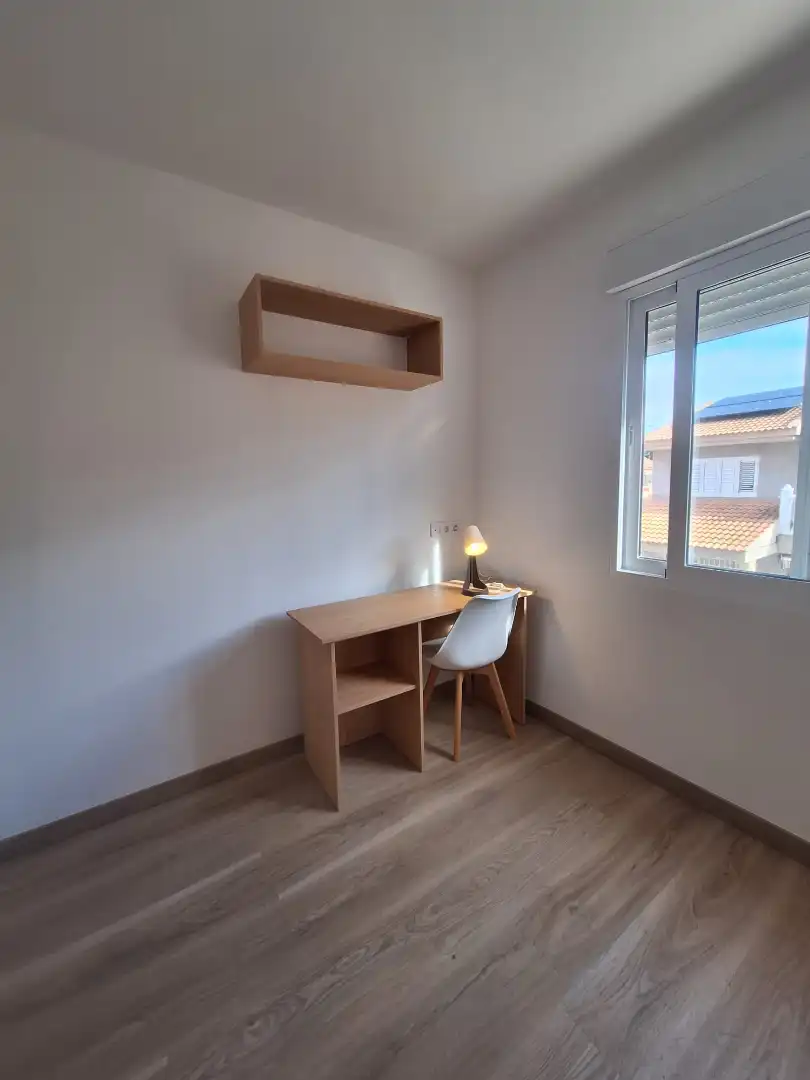 Apartamento de alquiler en Calle Sagasta, 13, Los Dolores