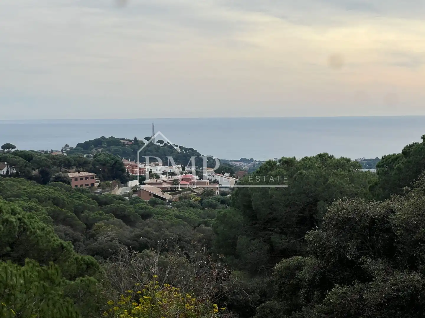 House with pool for sale in Camí de Can Cabot de munt 2, imagen 2