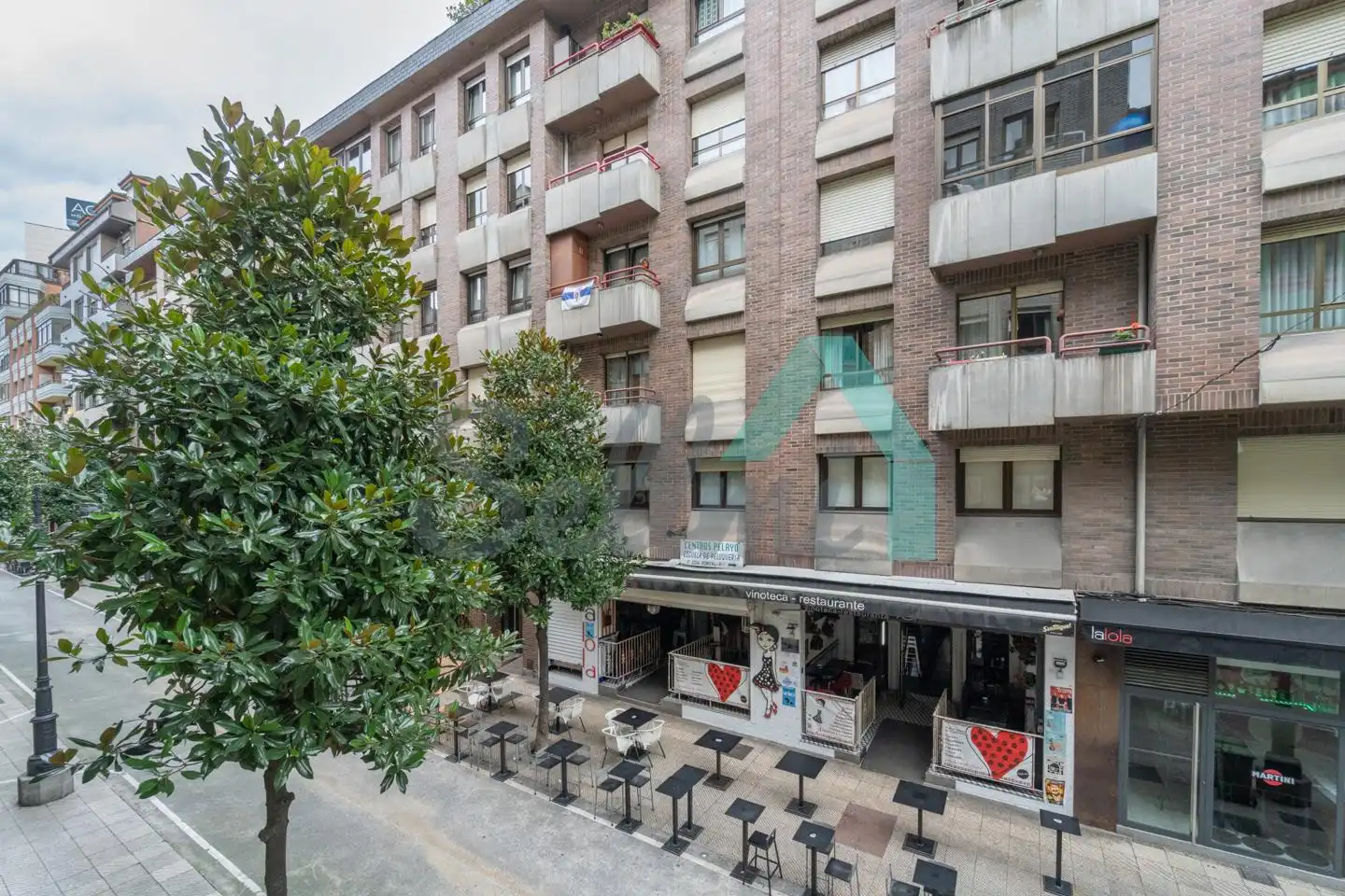 Local comercial de lloguer a Manuel Pedregal, imagen 68