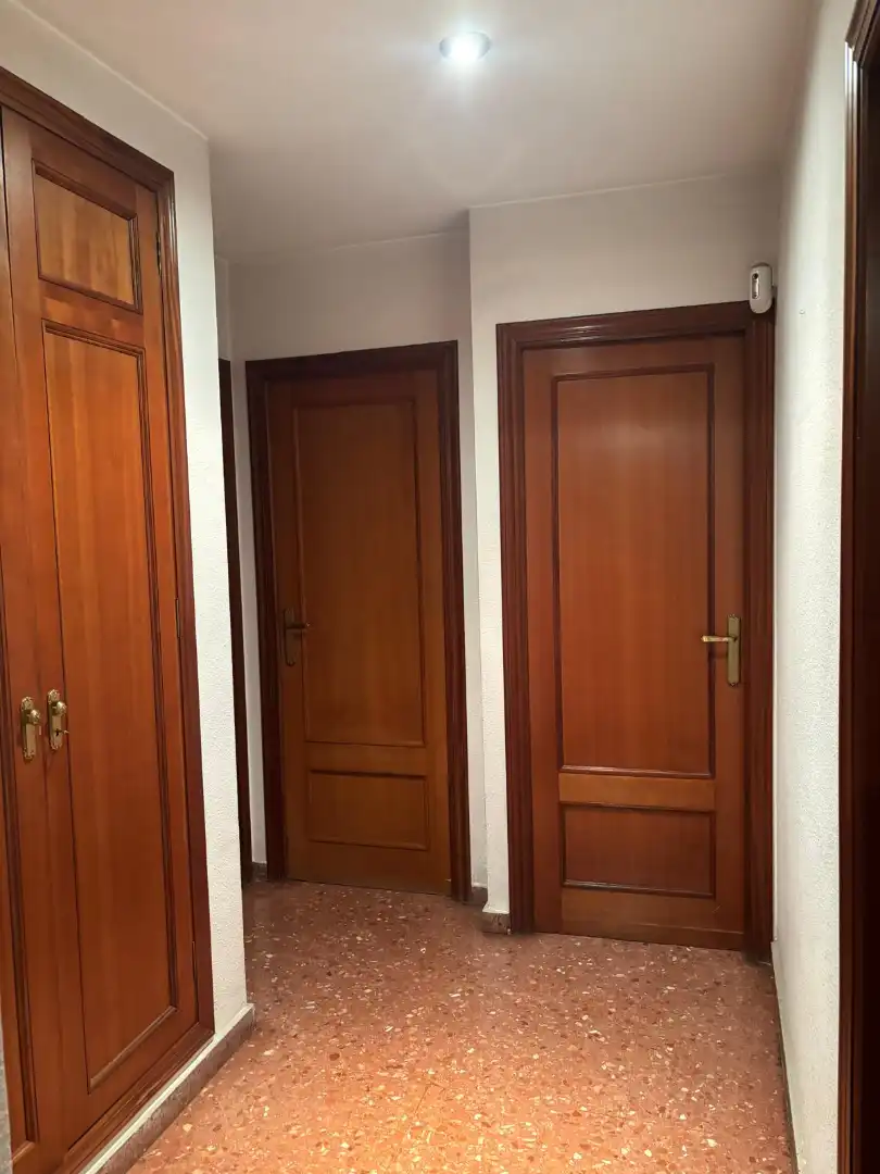 Piso en venta en Valencia con Aire acondicionado, Trastero y Amueblado
