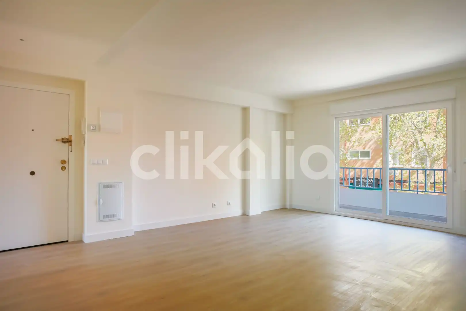 Sala de estar de Piso en venta en  Madrid Capital con Aire acondicionado, Calefacción y Terraza