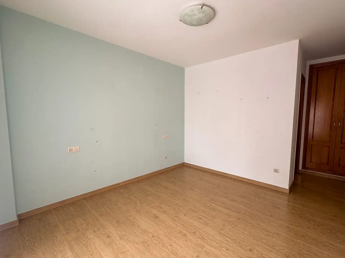 Schlafzimmer von Wohnung zum Verkauf in Castellón de la Plana / Castelló de la Plana mit Klimaanlage, Abstellraum und Balkon