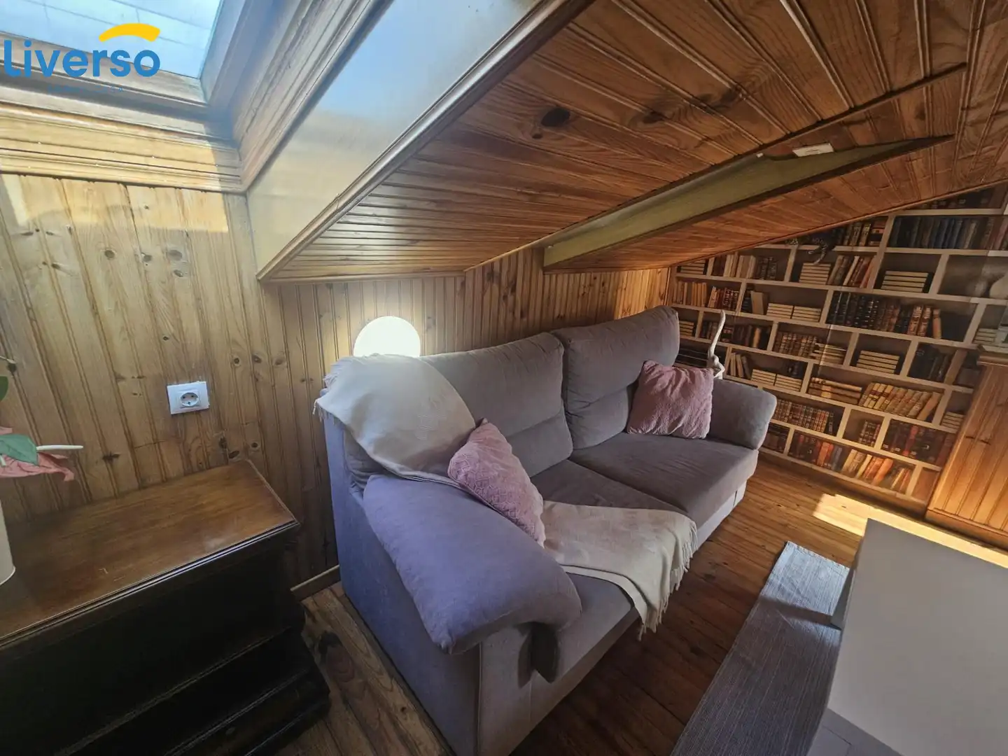 Living room of Flat for sale in Burgos  with Heating and Furnished