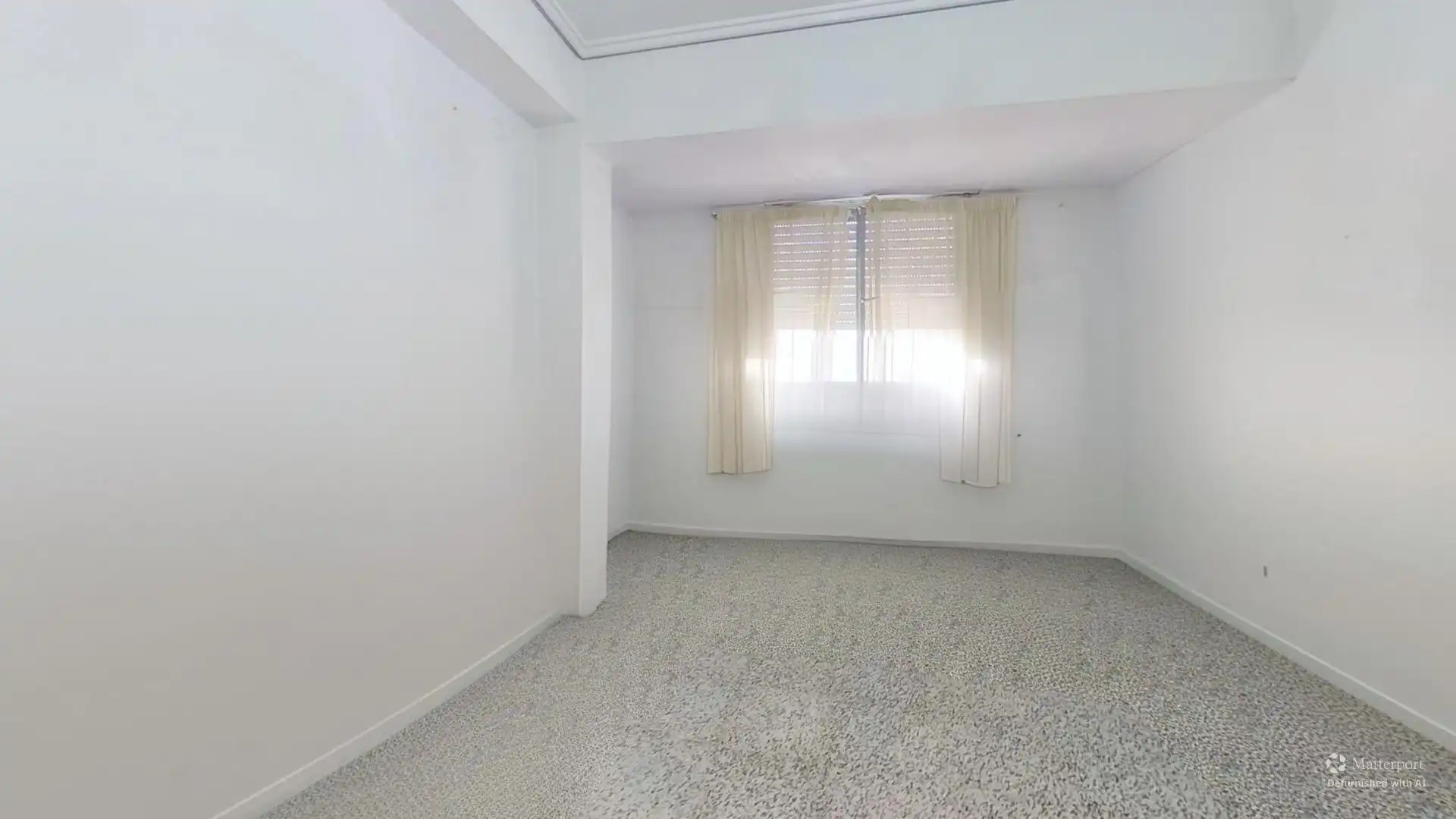 Bedroom of Flat for sale in Valencia  with Air Conditioner, Terrace and Storage room